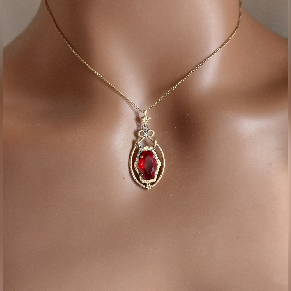 Gold Filled and Red Pendant Necklace - Picture 15 of 15
